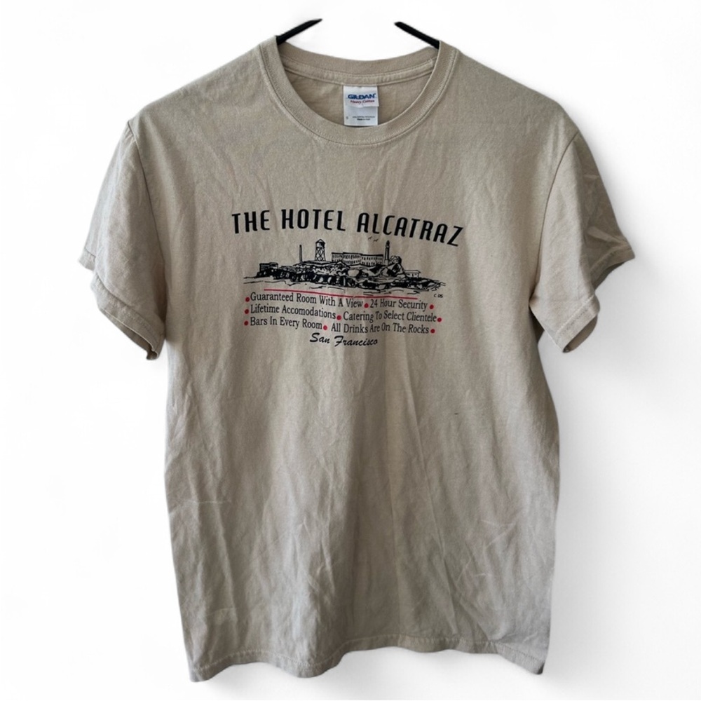 Men's Graphic T-Shirt Size Small